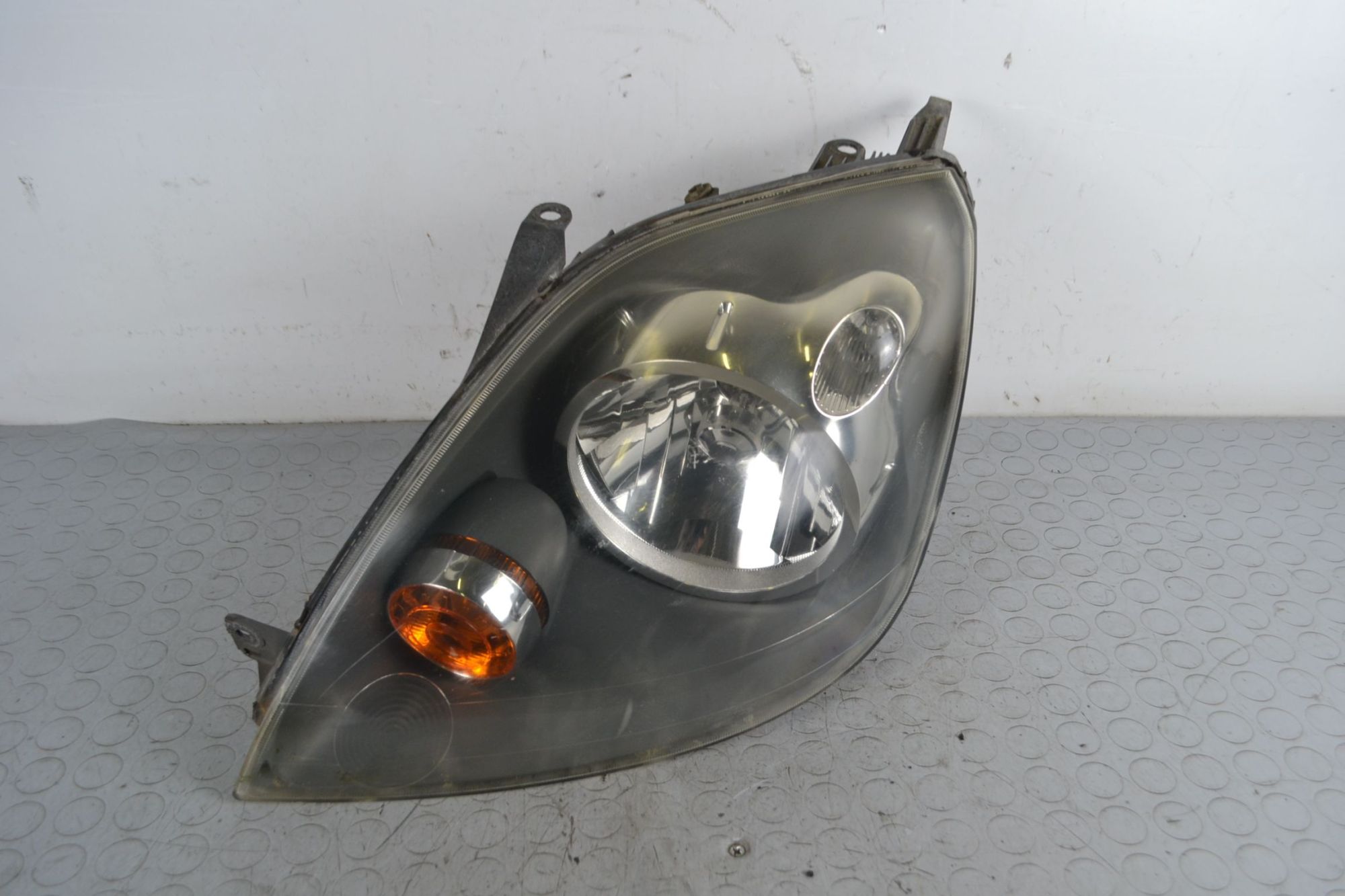 Faro fanale anteriore SX Ford Fiesta V Dal 2006 al 2008 Cod 6S61-13W030-AD  1705050328072