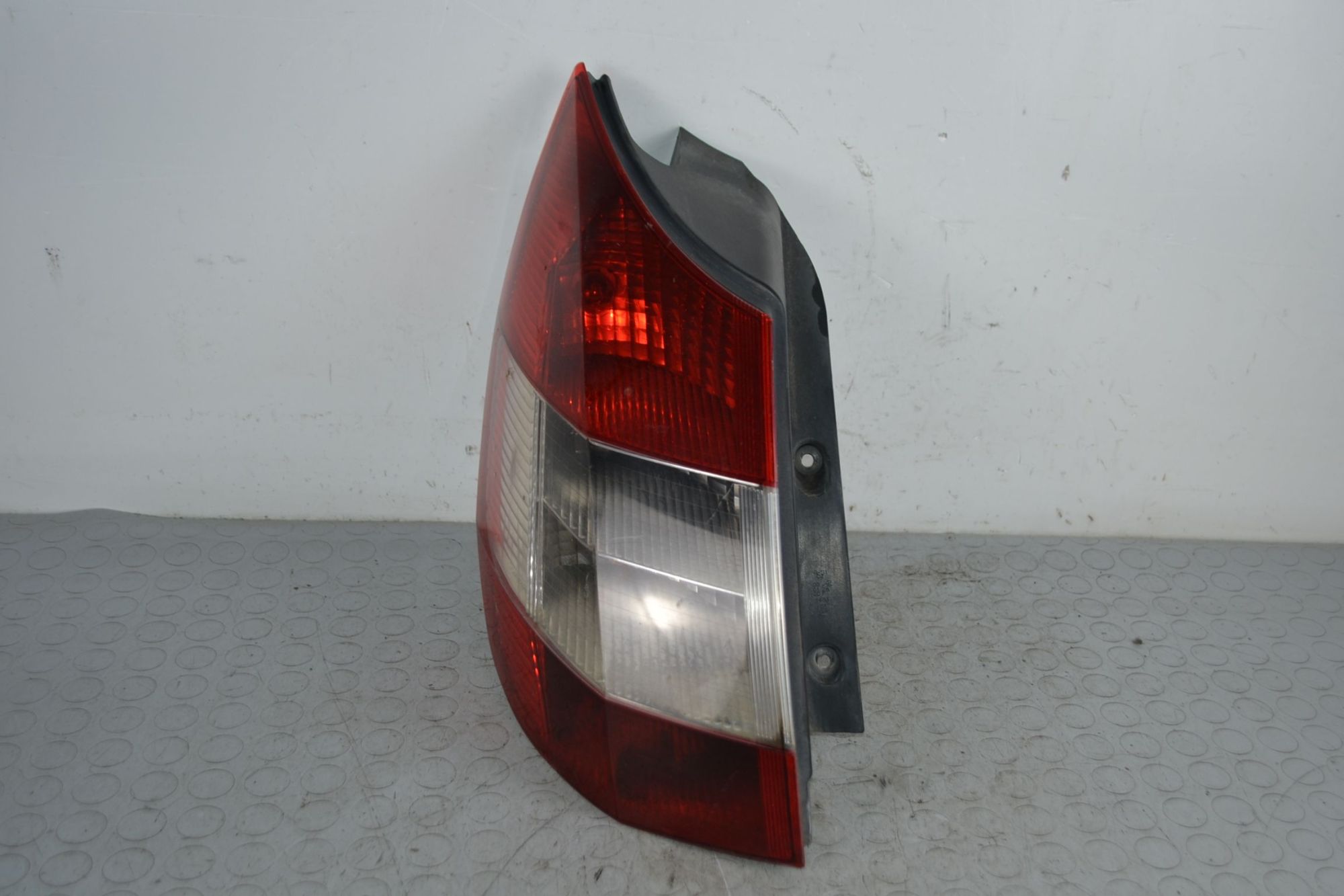 Fanale stop posteriore SX Renault Scenic II Dal 2002 al 2006 Cod 8200493374  1705312604975