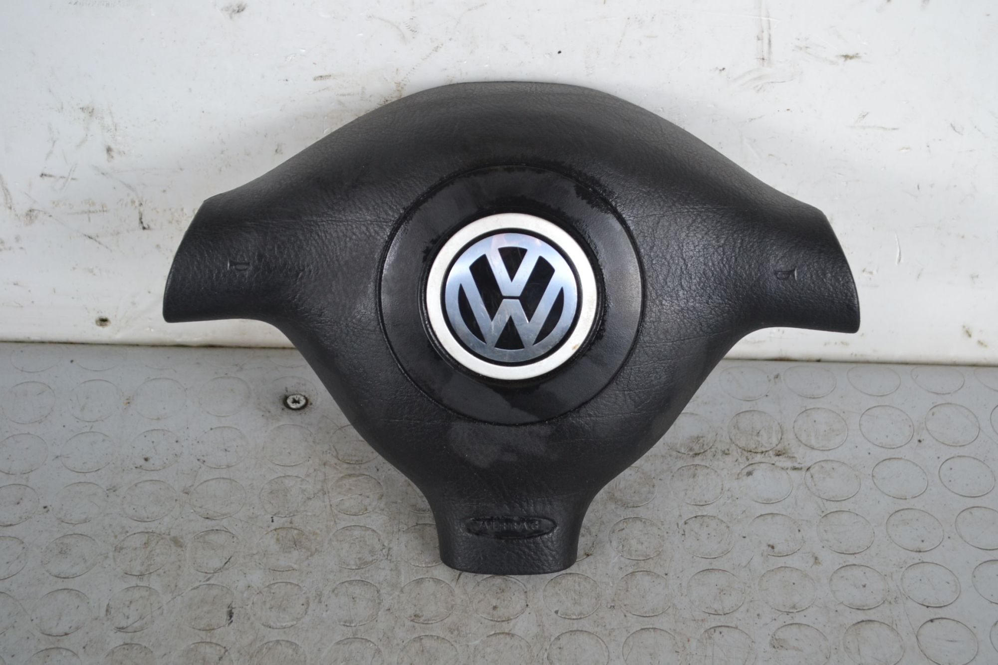 Airbag Volante Volkswagen Passat B5 dal 1996 al 2005 Cod 3b0880201ag  1705396848715