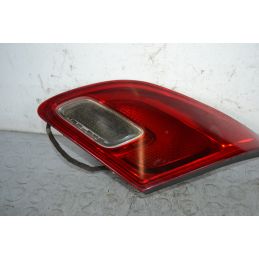 Fanale stop posteriore interno DX Opel Astra J Dal 2009 al 2020 Cod 13360787  1705410992349