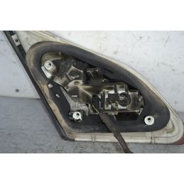 Fanale stop posteriore interno DX Opel Astra J Dal 2009 al 2020 Cod 13360787  1705410992349