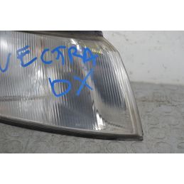 Freccia direzionale anteriore DX Opel Vectra B Dal 1995 al 2002 Cod 07733160  1705411274826