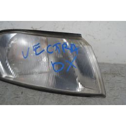 Freccia direzionale anteriore DX Opel Vectra B Dal 1995 al 2002 Cod 07733160  1705411274826