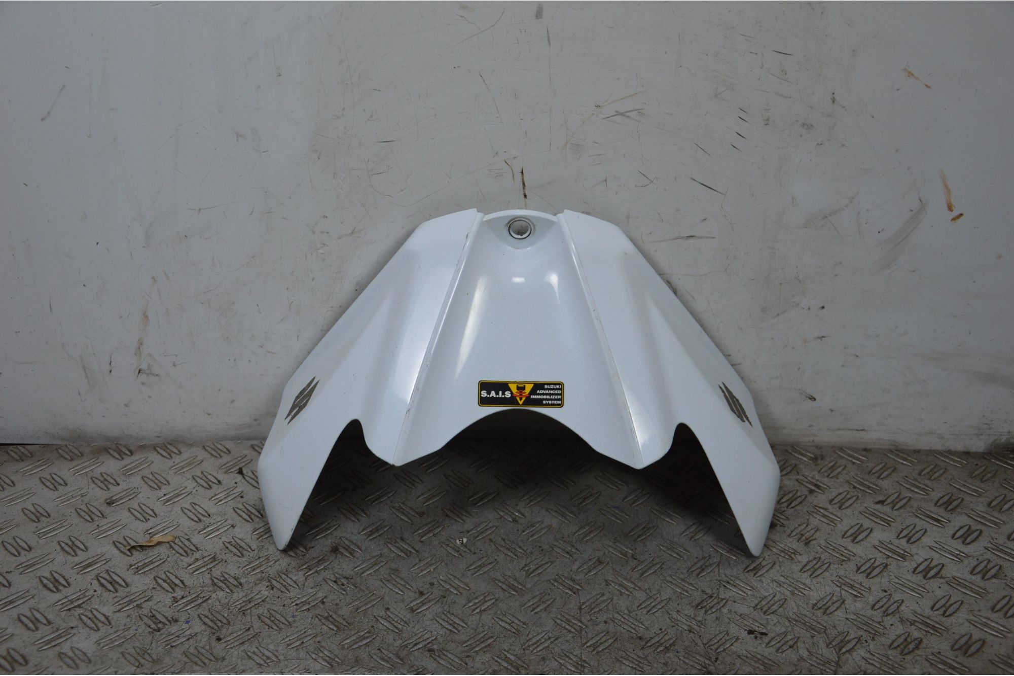 Carena Coperchio Serbatoio Suzuki GSX-R GSXR 600 dal 2008 al 2010  1705999429908