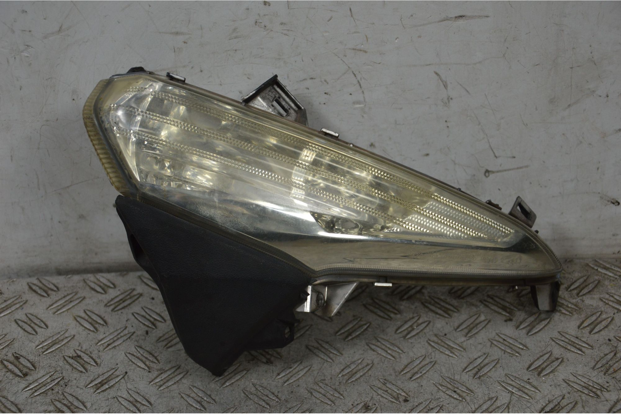 Freccia Anteriore Destra Honda SH 300 dal 2011 al 2014  1706019577579