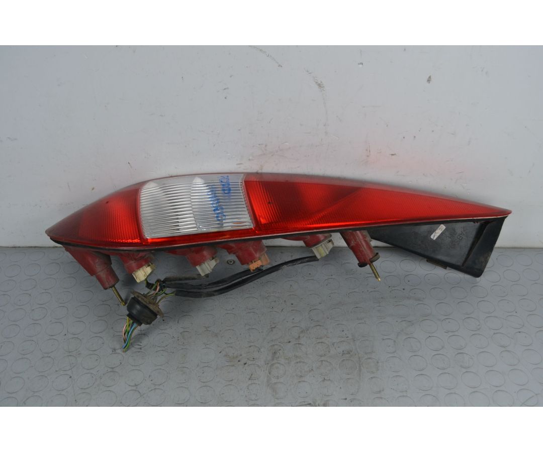 Fanale Stop Posteriore DX Ford Mondeo SW dal 2000 al 2007 Cod 1s71-13404-c  1706178854955