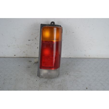 Fanale Stop posteriore DX Subaru Sambar V dal 1990 al 1998 Cod 84201ta000  1706262723495