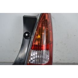 Fanale stop posteriore DX Daihatsu Trevis Dal 2004 al 2010 Cod 220-51772  1706267850912