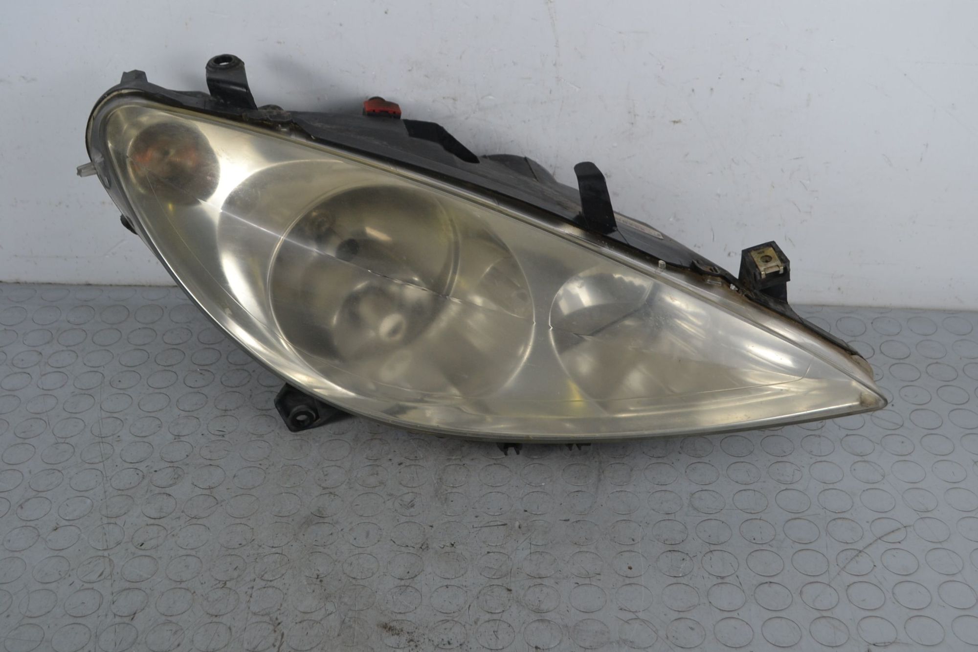 Faro Anteriore DX Peugeot 307 SW dal 2002 al 2009 Cod 9641615680  1706544194074