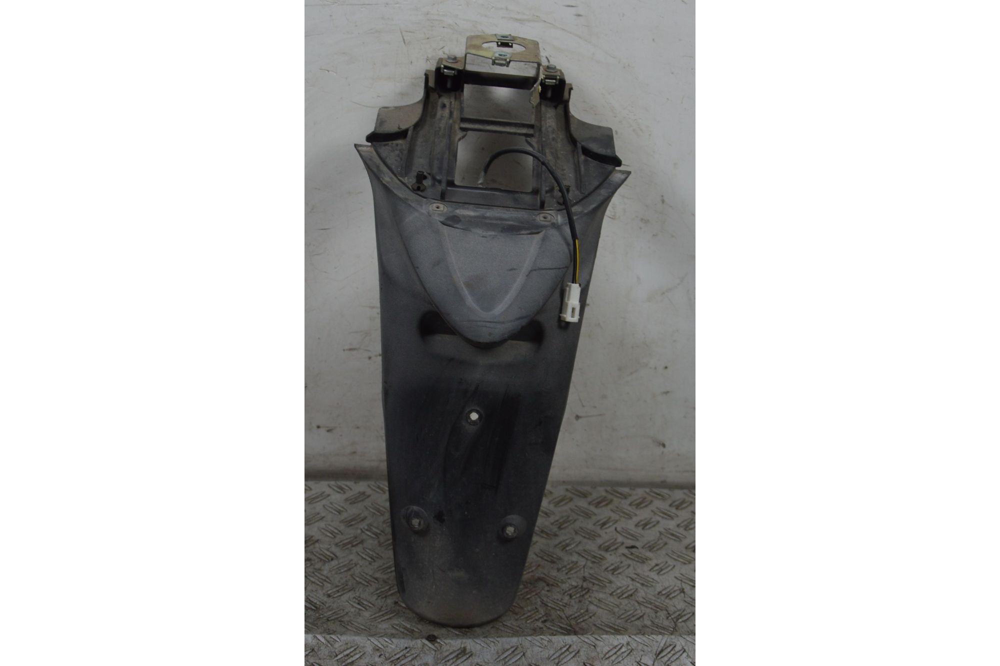 Carena Portatarga Posteriore Piaggio Liberty 125 3V Dal 2013 Al 2015  1706700756672