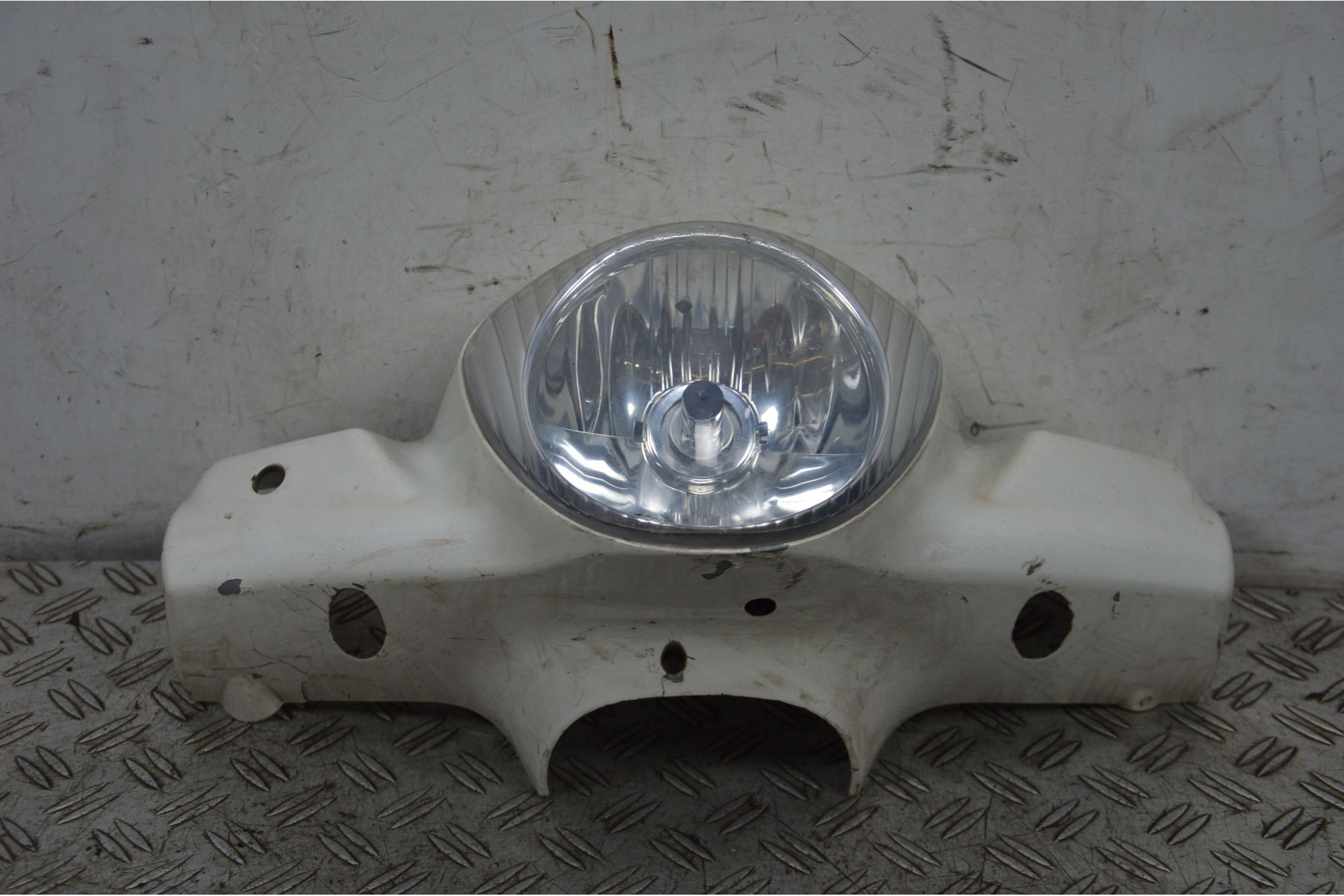 Carena Portafaro Con Faro Piaggio Liberty 125 3V Dal 2013 Al 2015  1706701321039