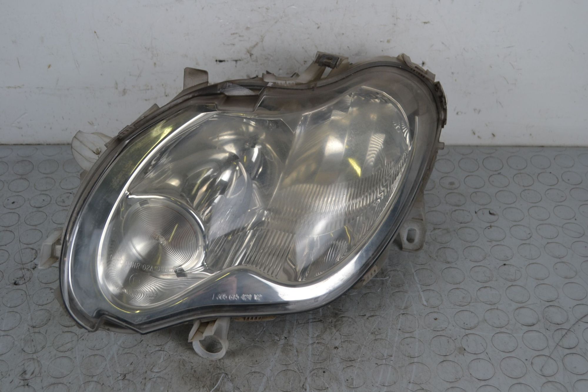 Faro Anteriore SX Smart ForTwo W450 dal 2002 al 2007 Cod 0301169201  1707477706938