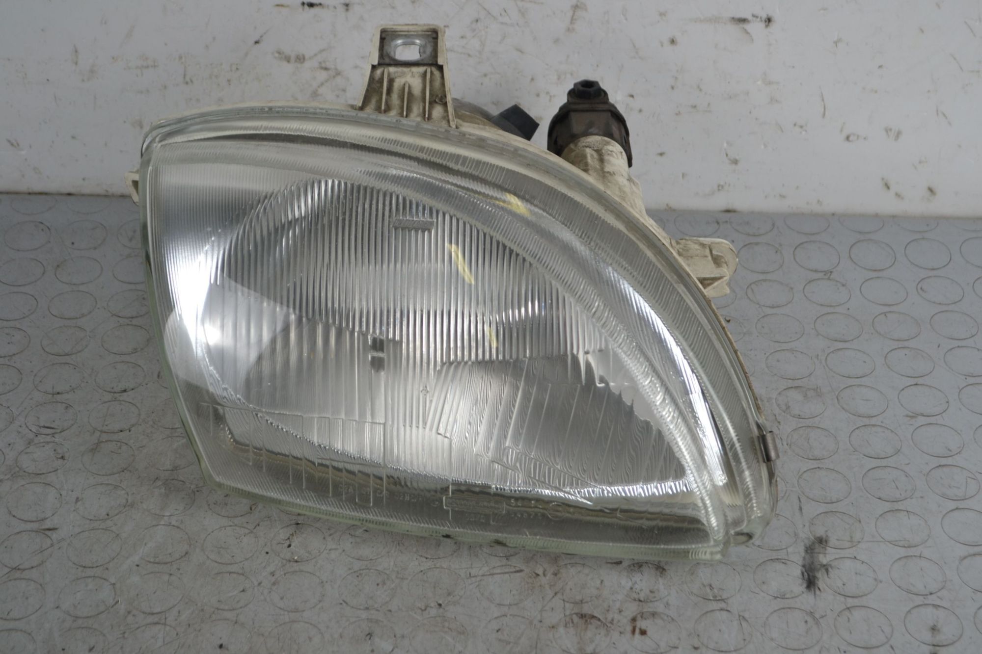 Faro Anteriore DX Fiat Seicento dal 1998 al 2010 Cod 46769165  1708504906284