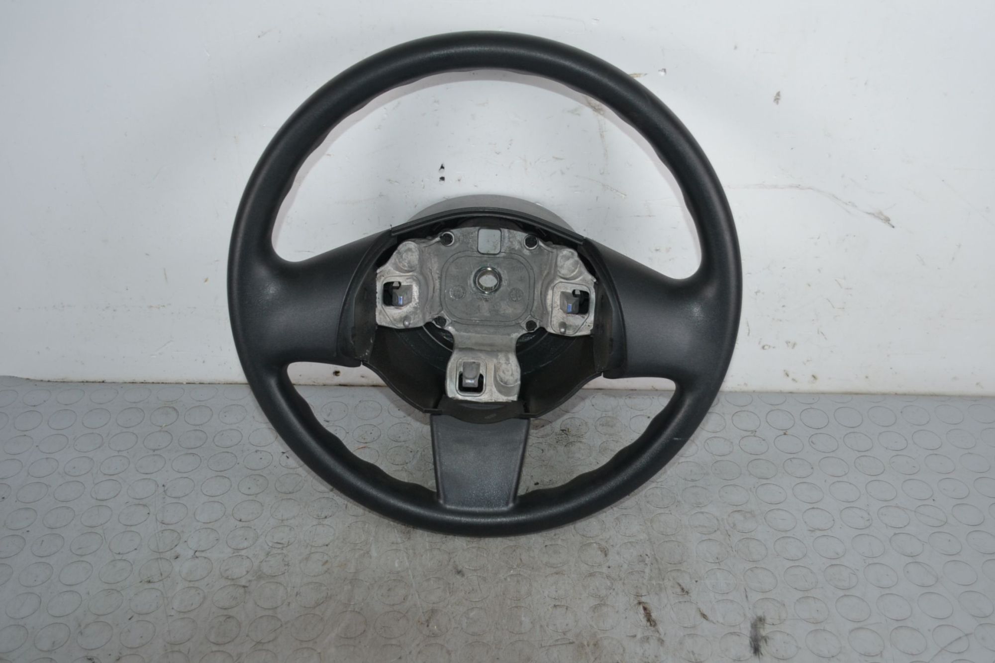 Volante Fiat 500 Dal 2007 al 2015 Cod OE 735633727  1708507182036