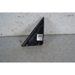 Mostrina triangolare portiera anteriore DX Renault Clio V Dal 2019 in poi Cod 638740182  1709216954846