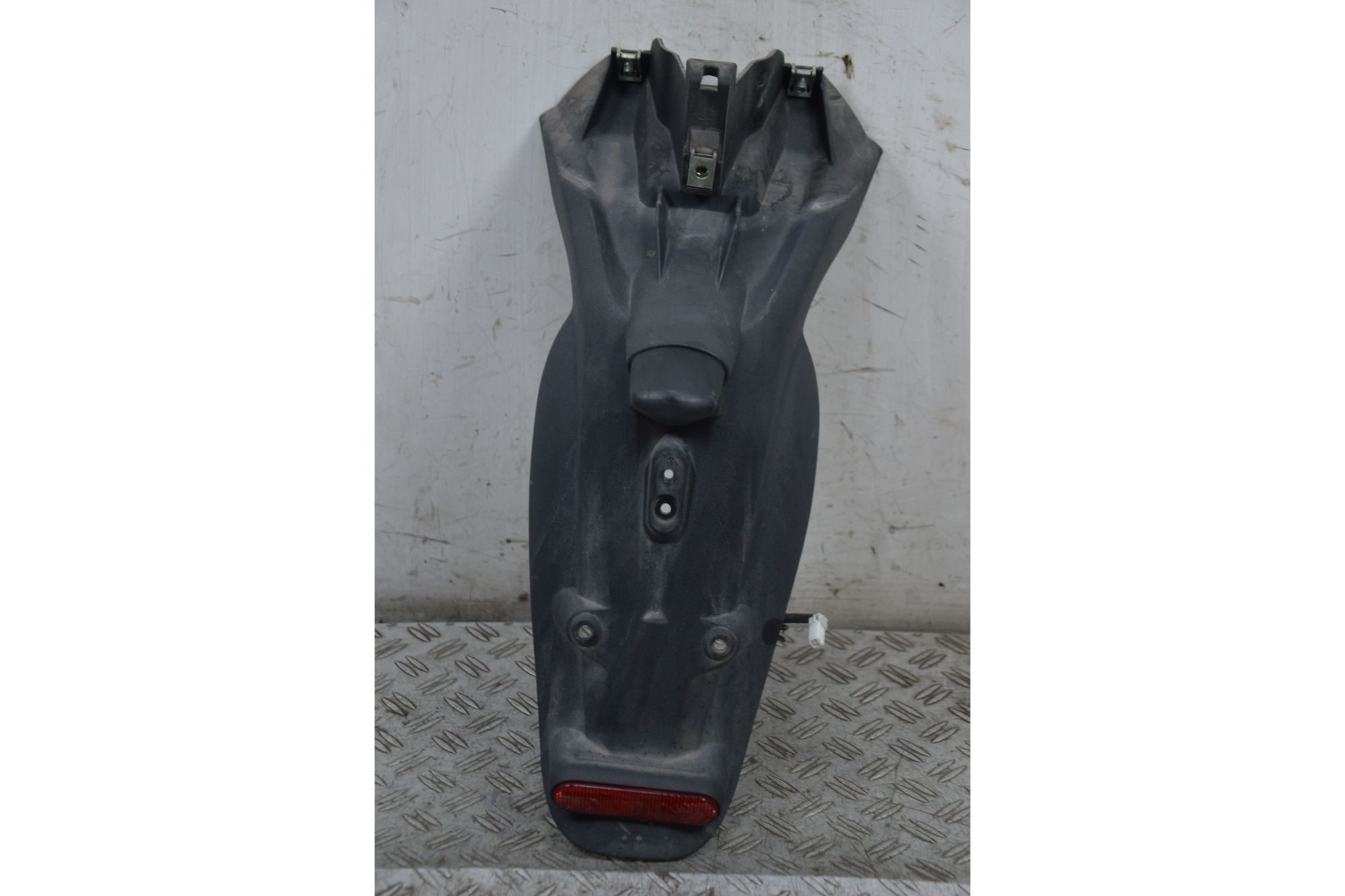 Carena Portatarga Posteriore Piaggio Beverly 300 dal 2011 al 2018  1709891407699