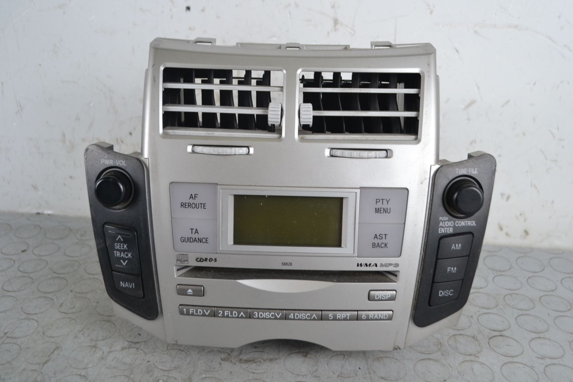 Autoradio Toyota Yaris 1.8TS Dal 2005 al 2012 Cod 86120-52810  1710770994230