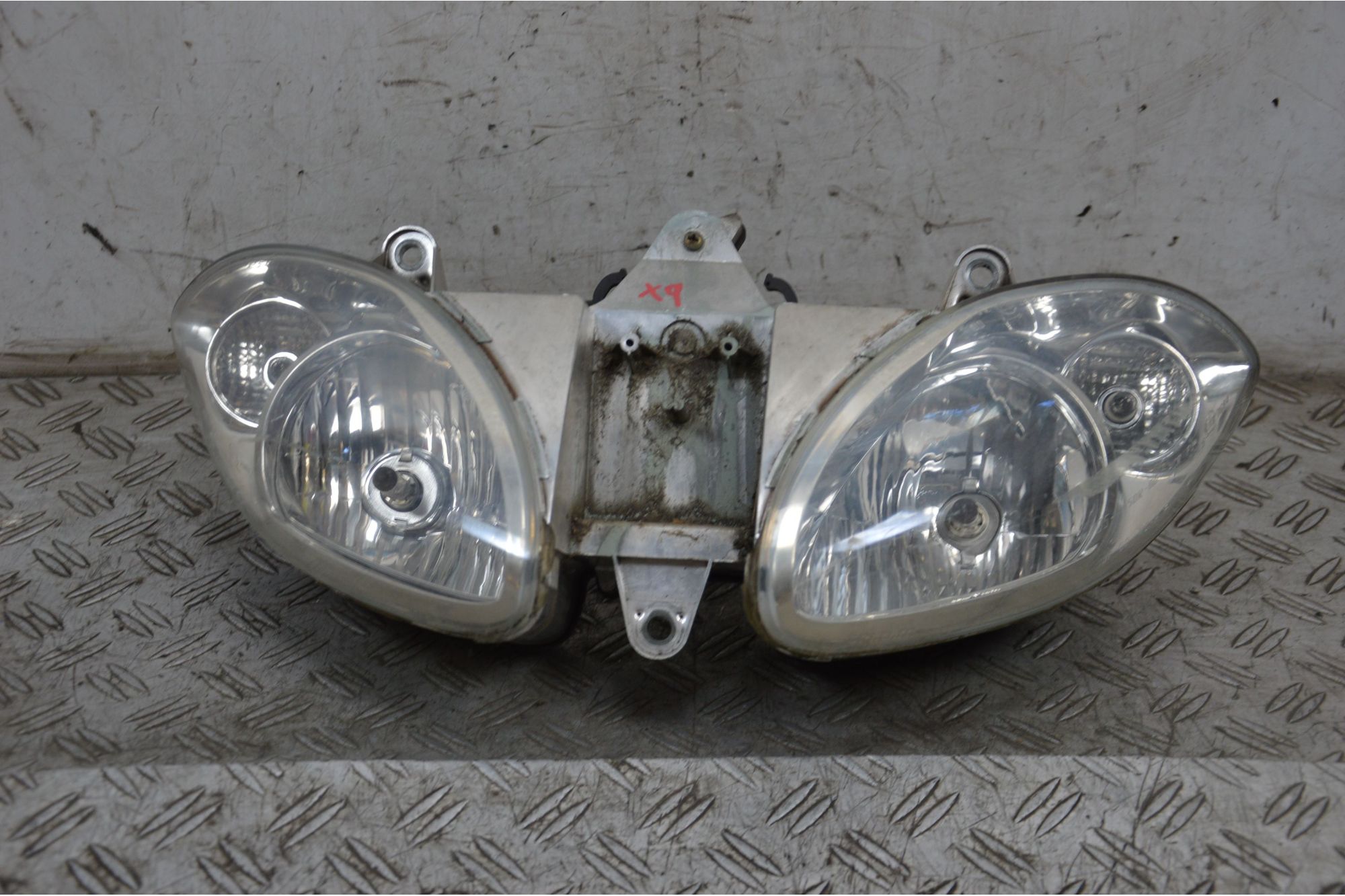 Faro Fanale Anteriore Piaggio X9 500 Evolution Dal 2004 al 2006  1710926195290