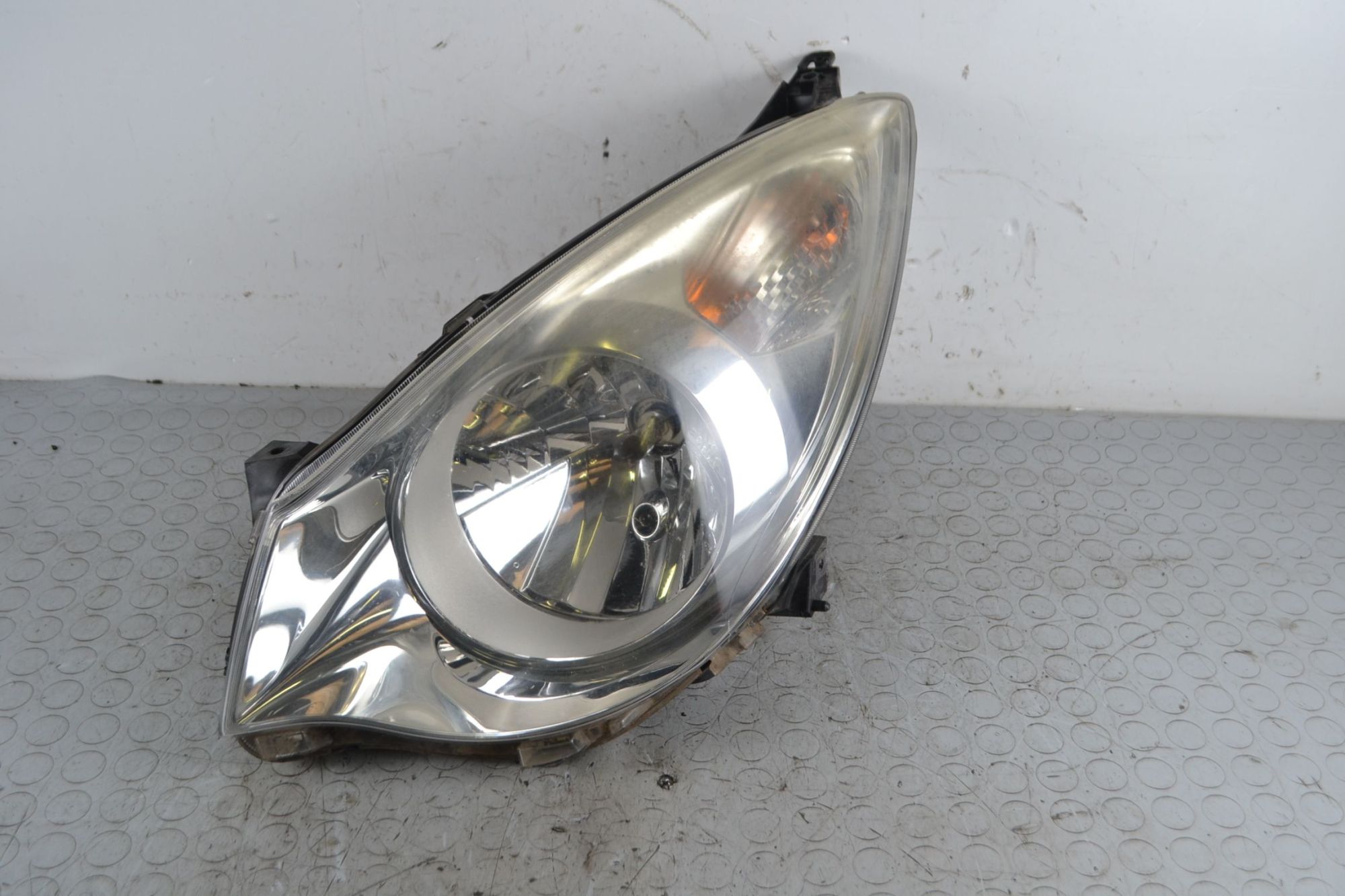 Faro fanale anteriore SX Opel Agila B Dal 2008 al 2015 Cod 35300-52K00  1711711075933