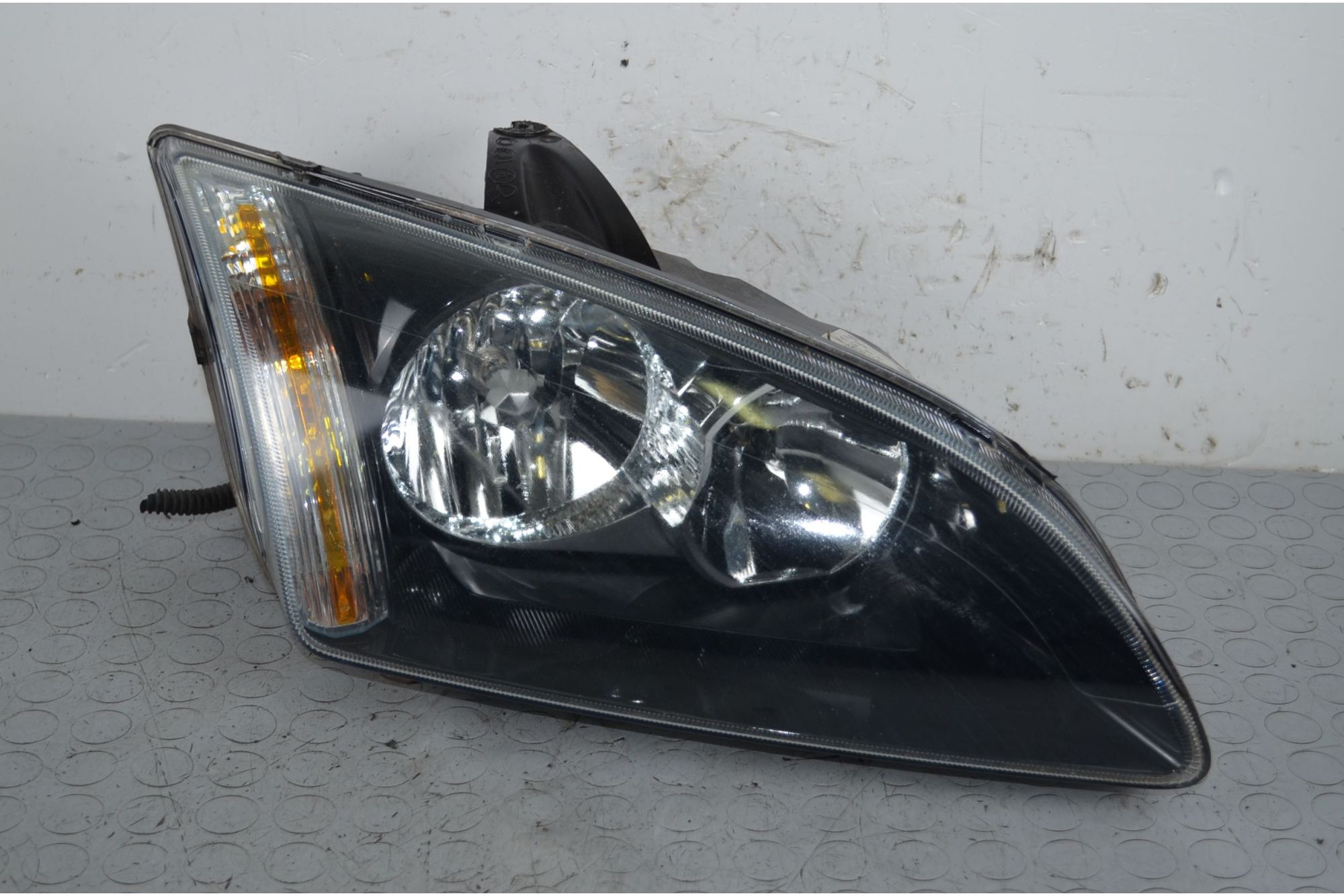 Faro fanale anteriore DX Ford Focus Dal 2004 al 2008 Cod 4M51-13W029-JC  1713779790827