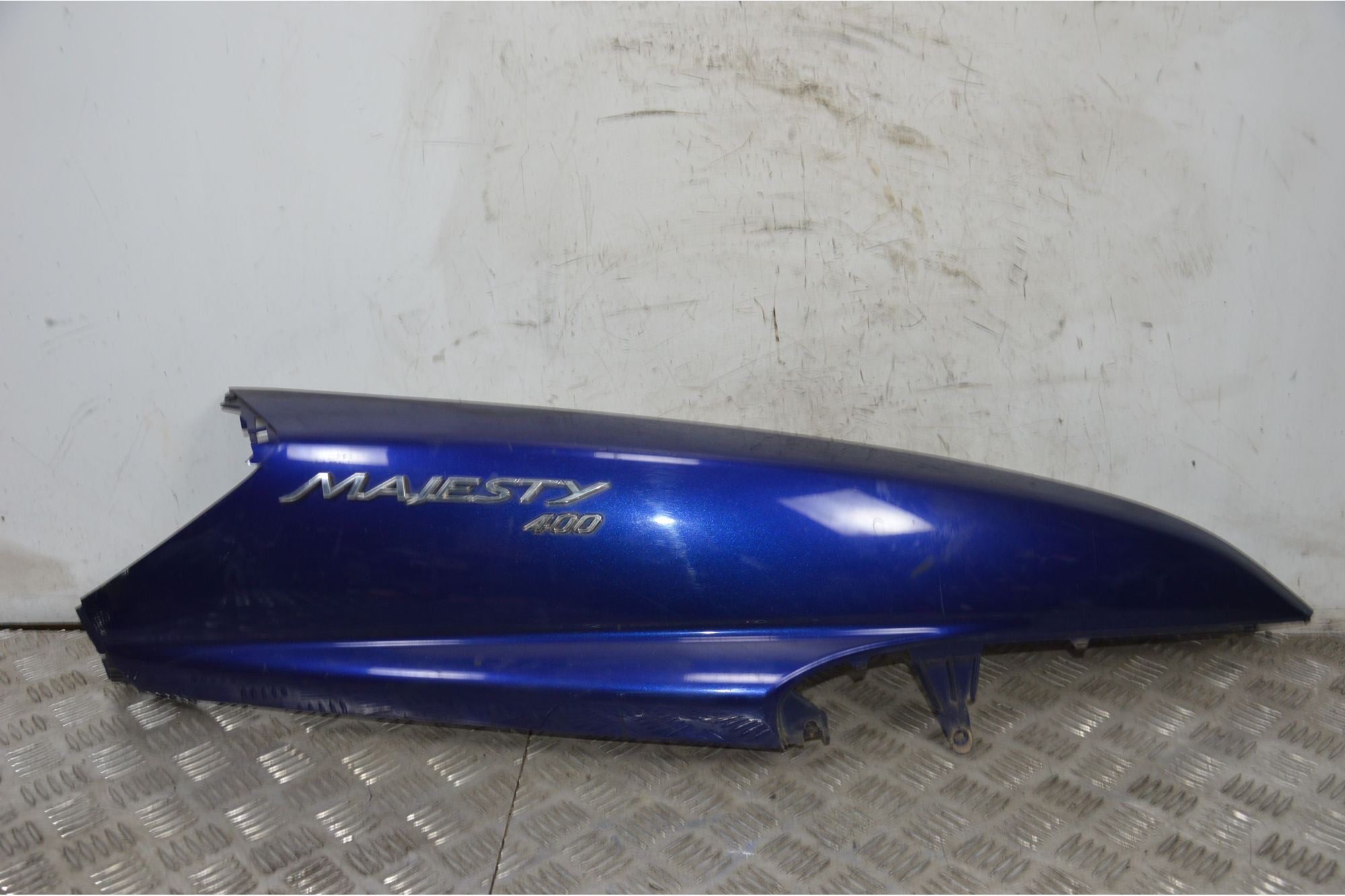 Carena Fianchetto Laterale Posteriore Sinistro Yamaha Majesty 400 dal 2004 al 2008  1714742328009