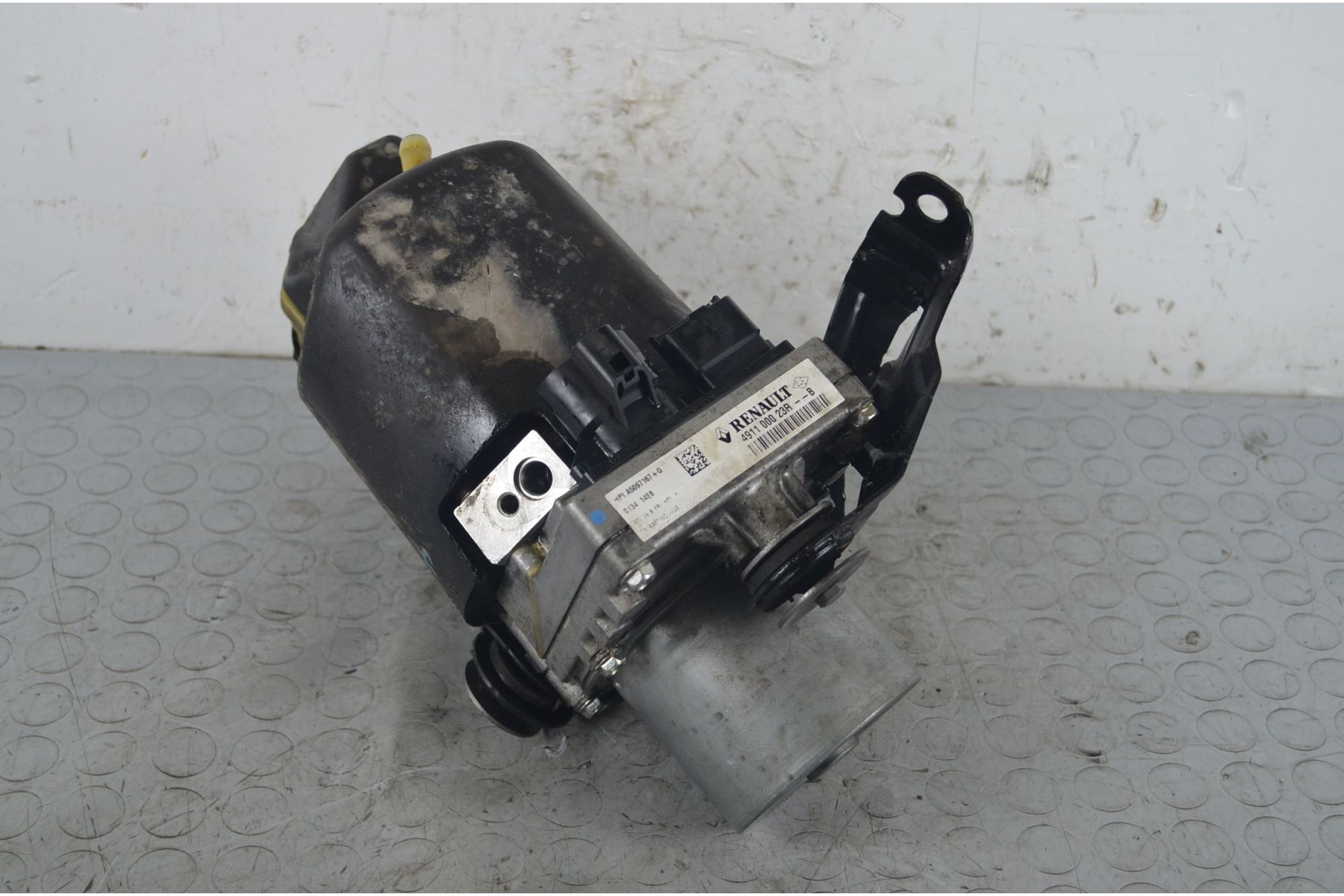 Pompa Servosterzo Renault Laguna III dal 2007 al 2015 Cod 491100023r-b  1715090196081