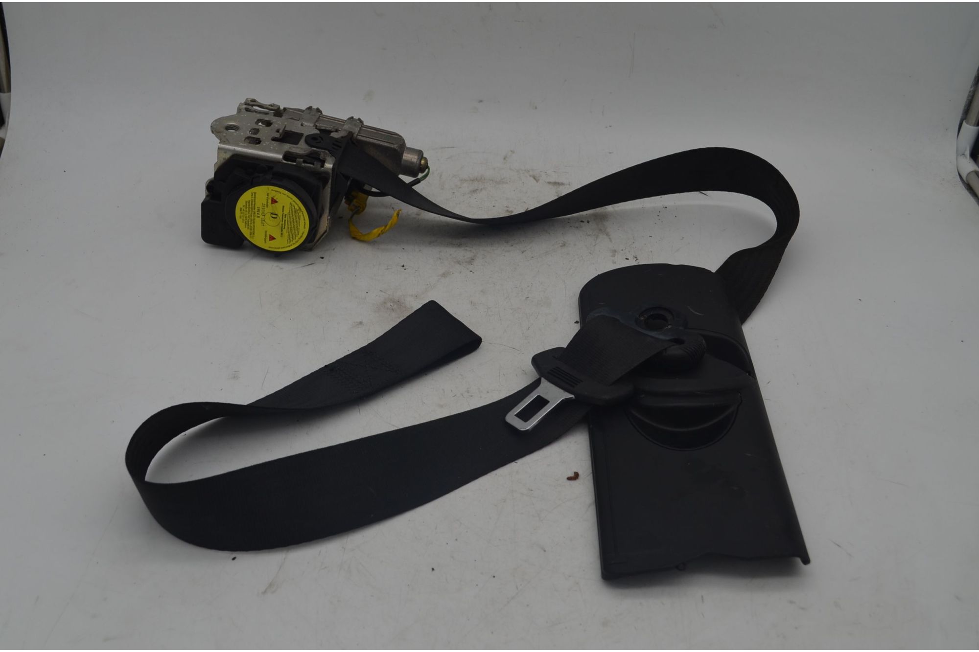 Cintura di sicurezza anteriore DX Lancia Ypsilon Dal 2003 al 2011 Cod OE 735420952  1715158128580