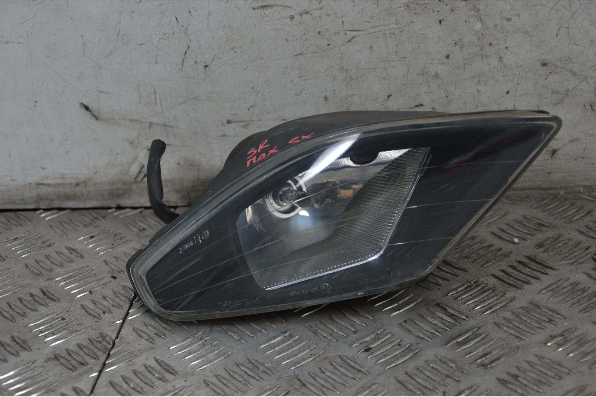 Faro Fanale Anteriore Sinistro Aprilia SR Max 300 dal 2011 al 2014  1715177382420