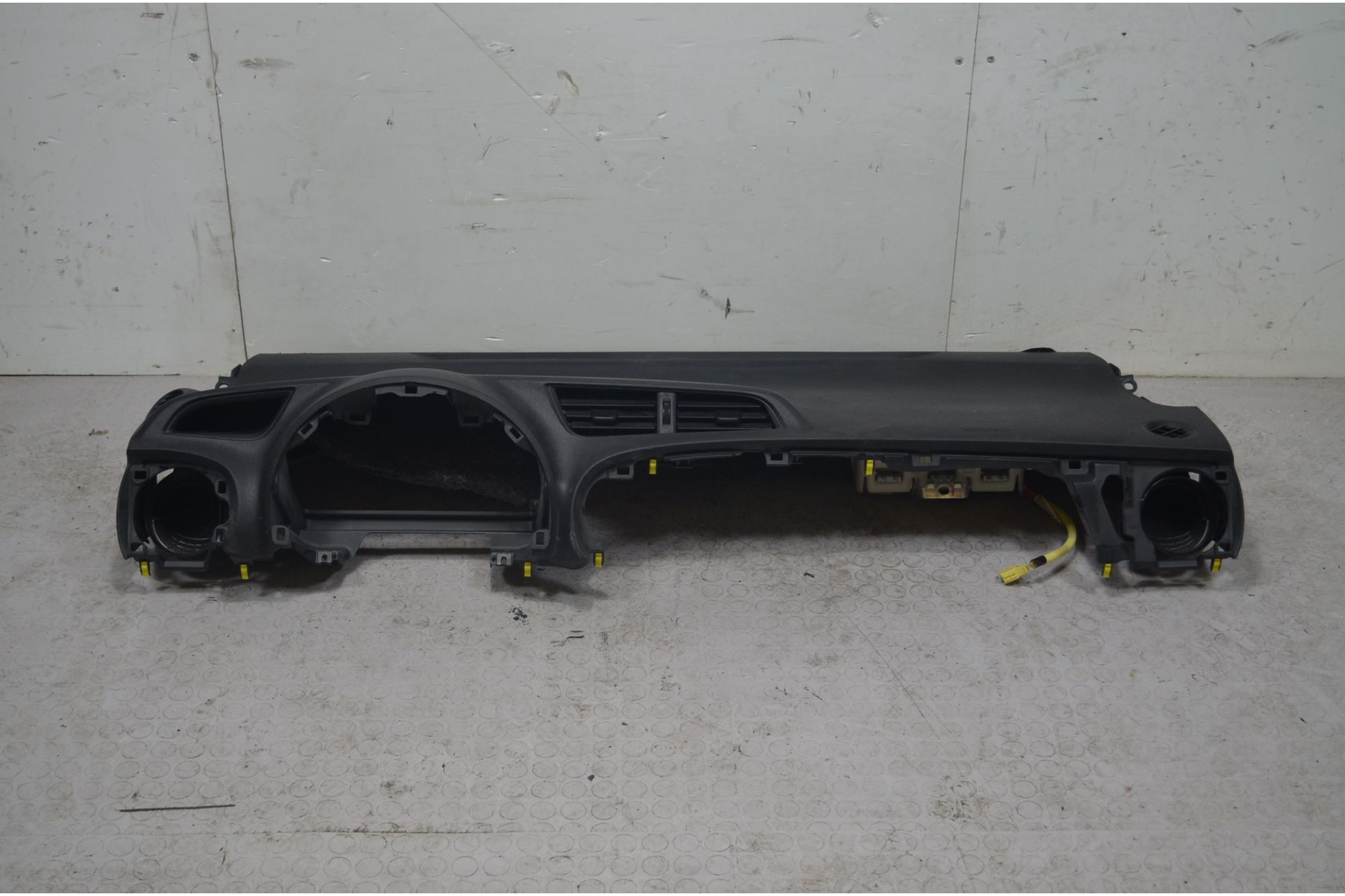 Cruscotto superiore Toyota Yaris III dal 2011 al 2015 COD 553020D160C0  1715337494154