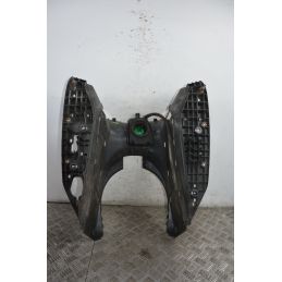 Carena Pedana Poggiapiedi Yamaha Xmax X-max 250 dal 2005 al 2009  1715931485657