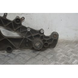 Staffa Supporto marmitta Suzuki Burgman 650 Executive Dal 2004 al 2006  1715957067455