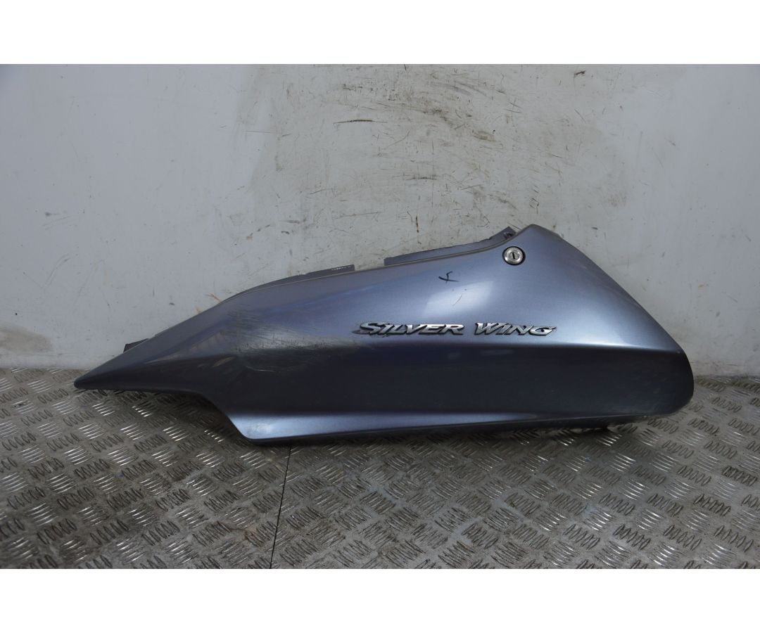 Carena Fianchetto Posteriore Sinistro Sx Honda Silver Wing 400 / 600 dal 2001 al 2009  1716457529559