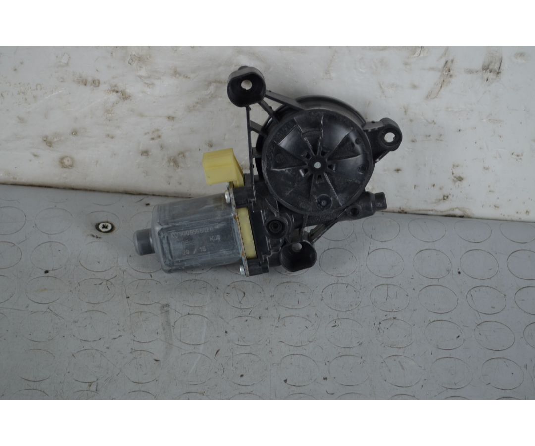 Motorino Alzacristalli Anteriore DX Volkswagen Golf VII dal 2012 al 2019 Cod 5q0959802b  1716556837906