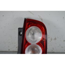 Fanale Stop Posteriore DX Nissan Micra K12 dal 2002 al 2010 Cod 26550AX720  1716799903642