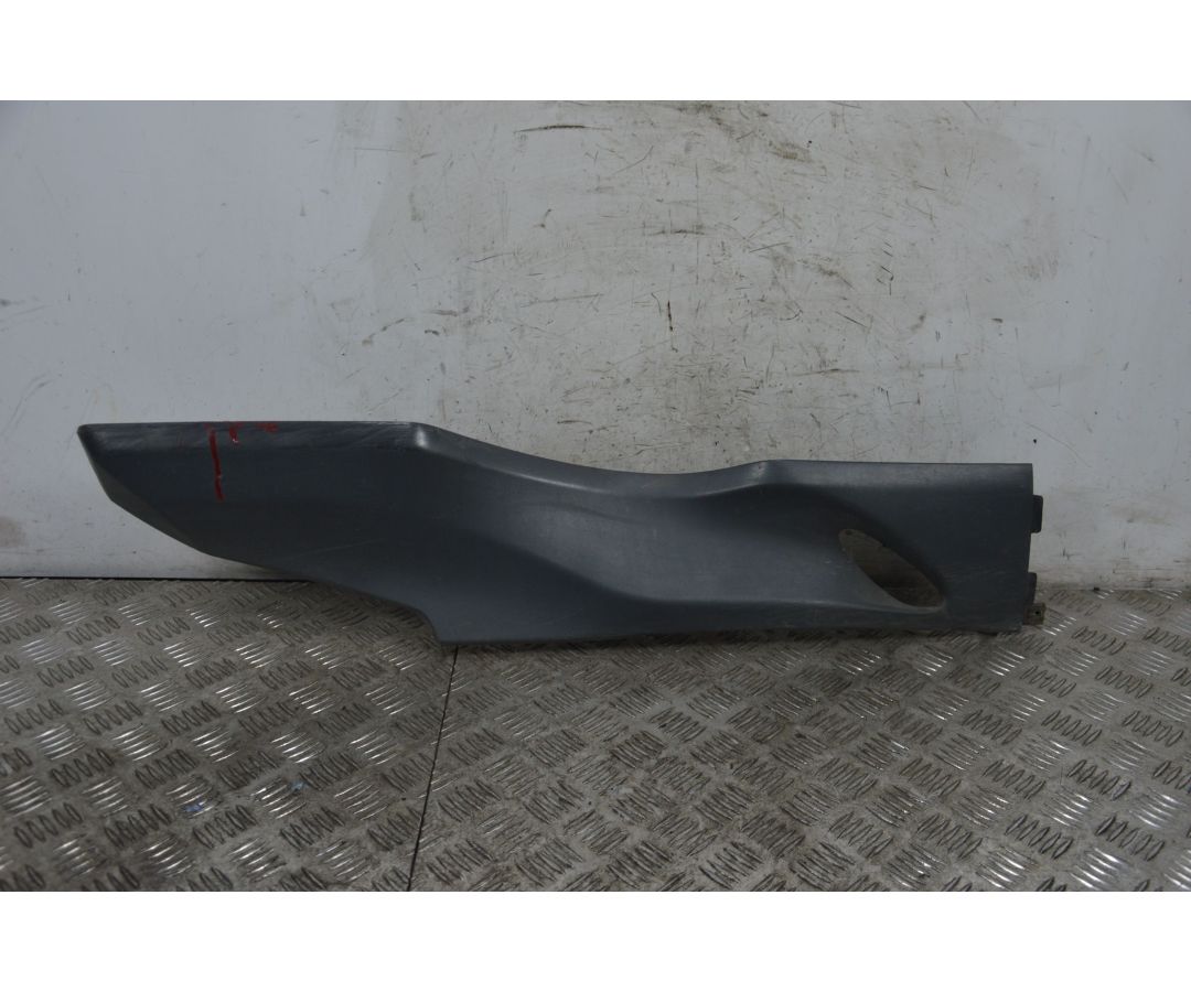 Carena Sottopedana Destra Dx Suzuki Burgman 150 Dal 2005 al 2006  1716822583254