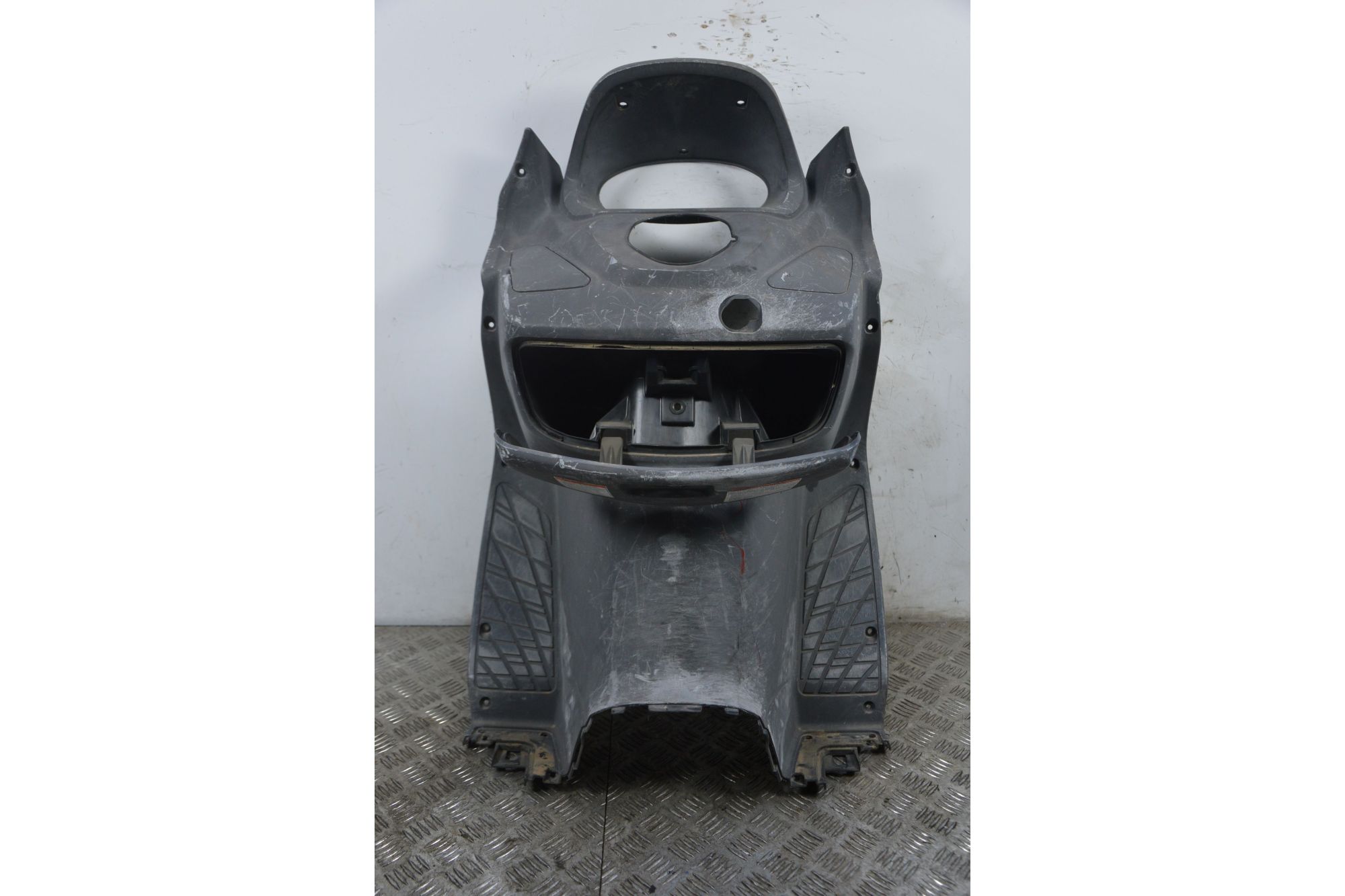 Carena Retroscudo Suzuki Burgman 150 Dal 2005 al 2006  1716883288358