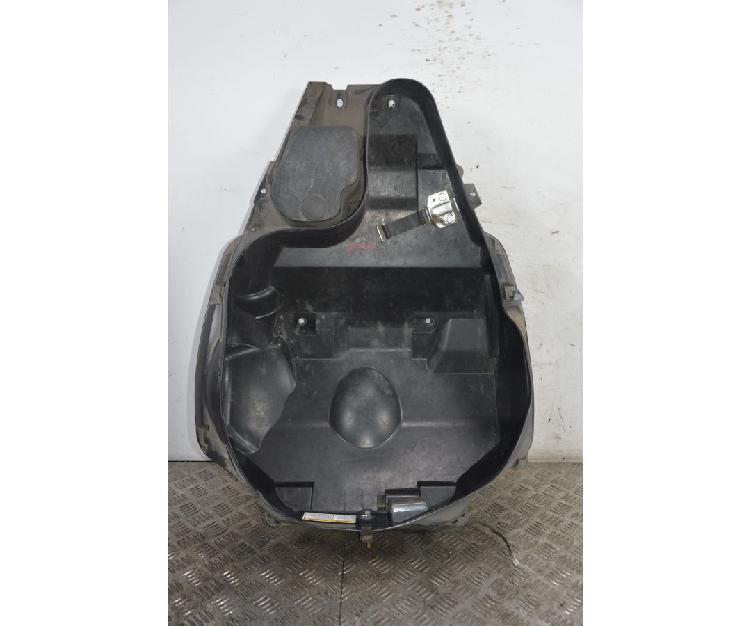 Carena Vano Sottosella Suzuki Burgman 150 Dal 2005 al 2006  1716886206915