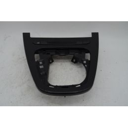 Mostrina leva del cambio Lancia Ypsilon Dal 2011 in poi Cod 735486337  1716973208792