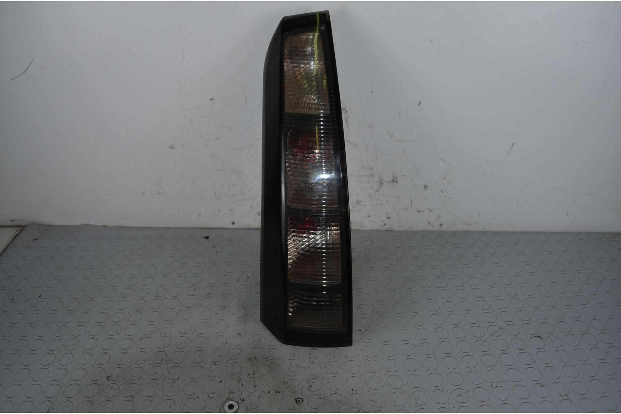 Fanale Stop posteriore SX Opel Meriva A dal 2003 al 2010 Cod 89071144  1716988540511