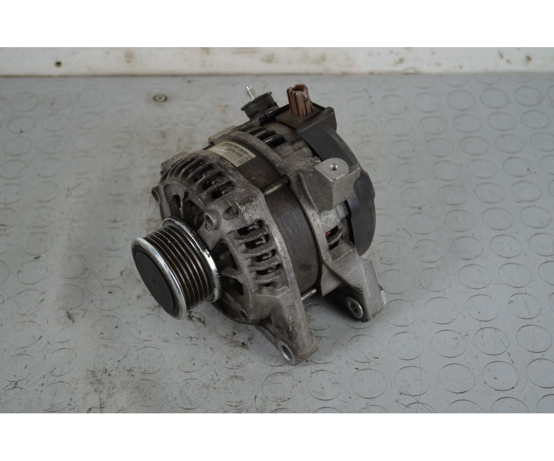 Alternatore Toyota Yaris III dal 2011 al 2015 Cod 27060-0n090  1717053188454