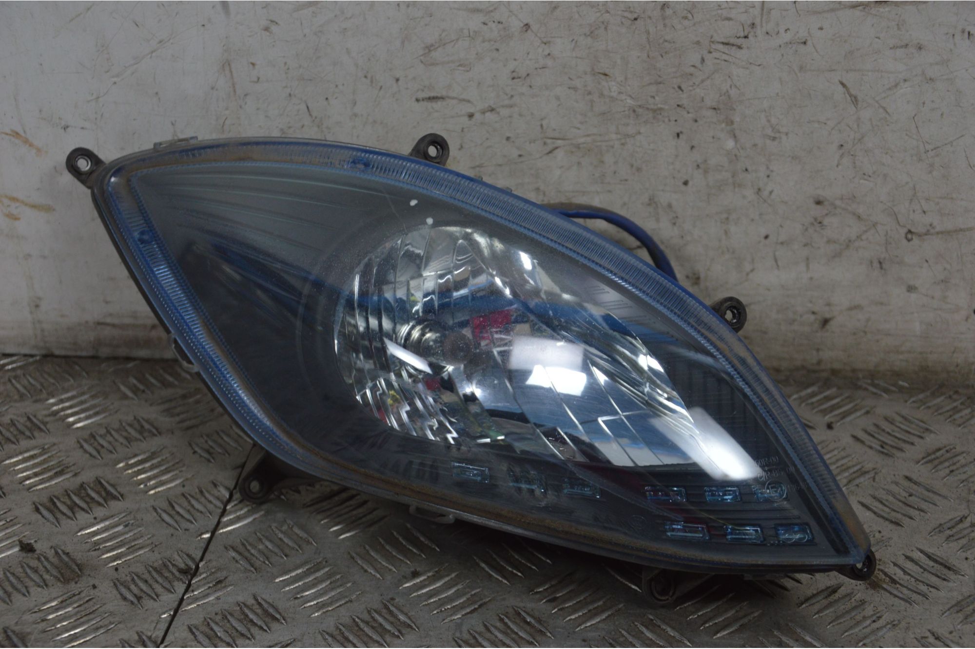 Faro Fanale Anteriore Destro Kymco Xciting 500 R dal 2005 al 2014  1717053543017