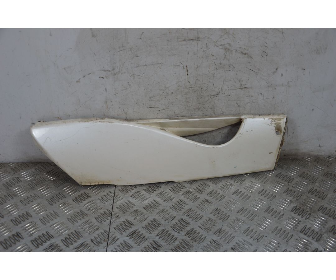 Carena Sottopedana Destra Dx Honda Chiocciola @ 150 dal 2000 al 2006  1717065124051