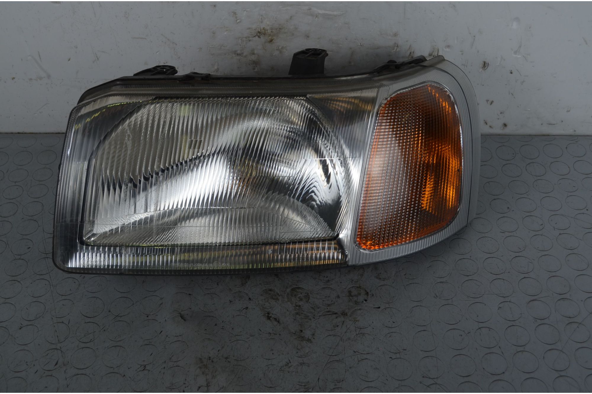 Faro Anteriore SX Land Rover Freelander I dal 1998 al 2006 Cod amr4000  1717080746498