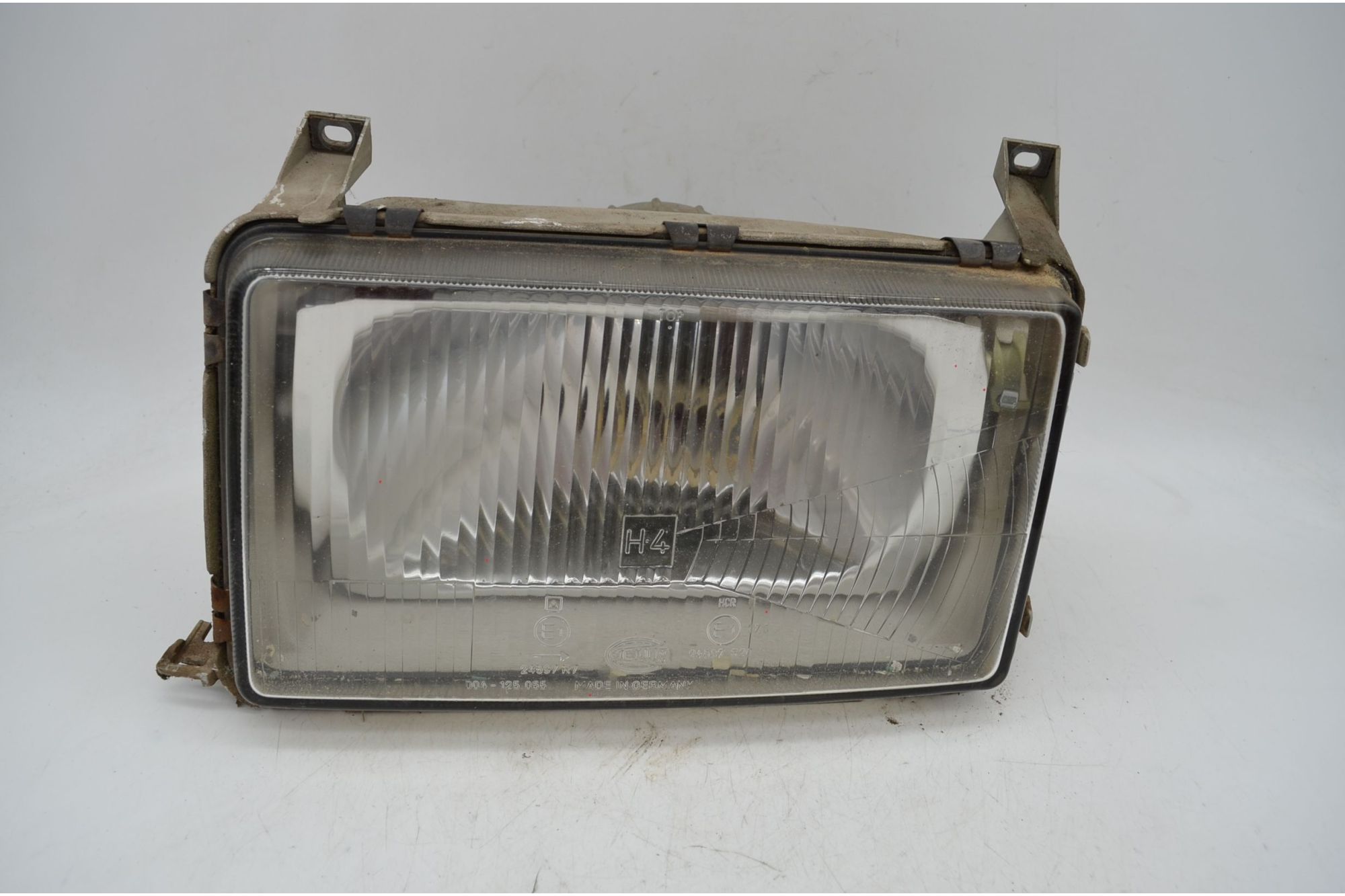 Faro fanale anteriore SX Volvo 360 GL Dal 1985 al 1990 Cod 125053-00LI  1717152742564