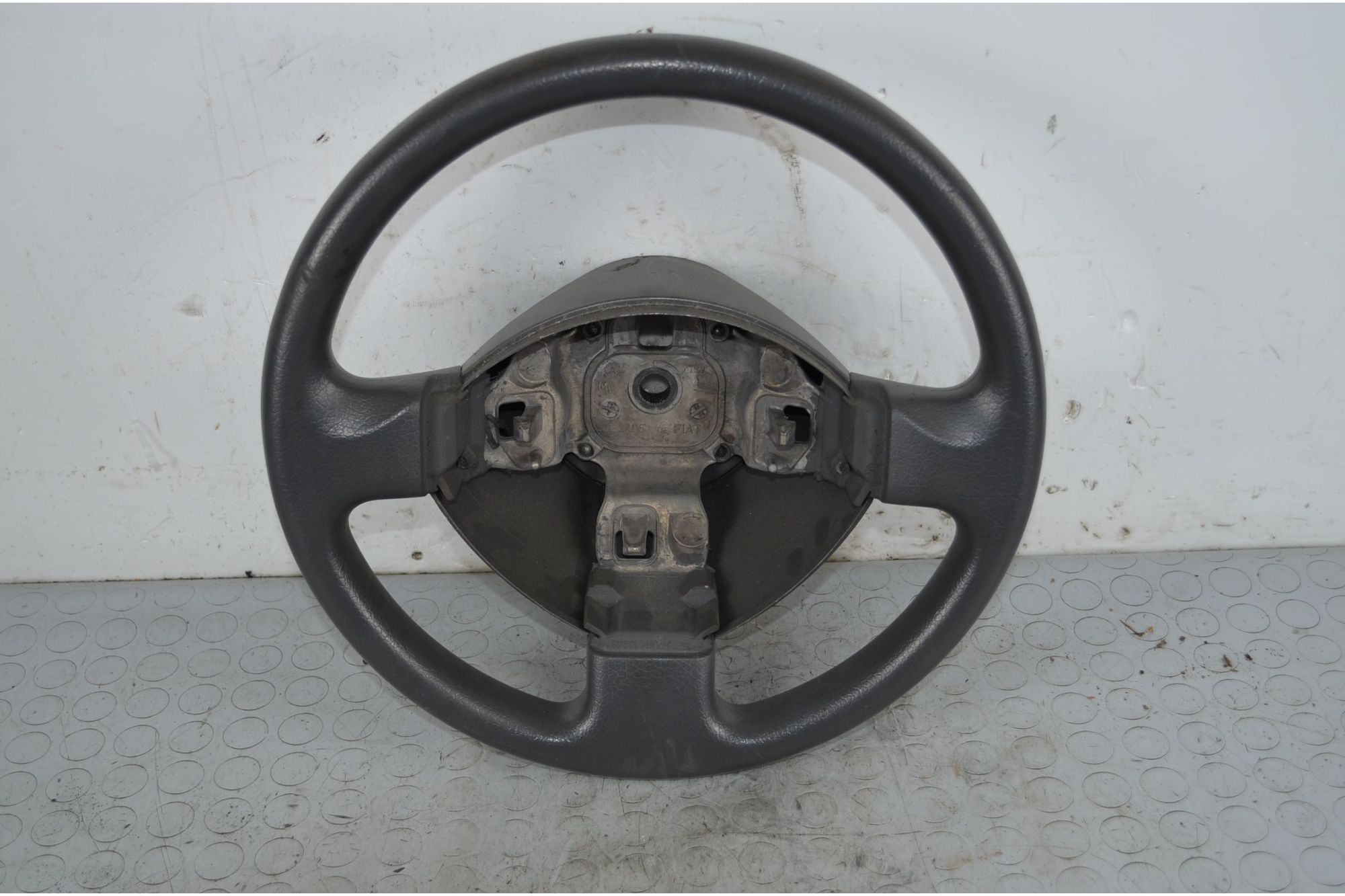 Volante Fiat Panda Dal 2003 al 2012 Cod 735358654  1717408087654