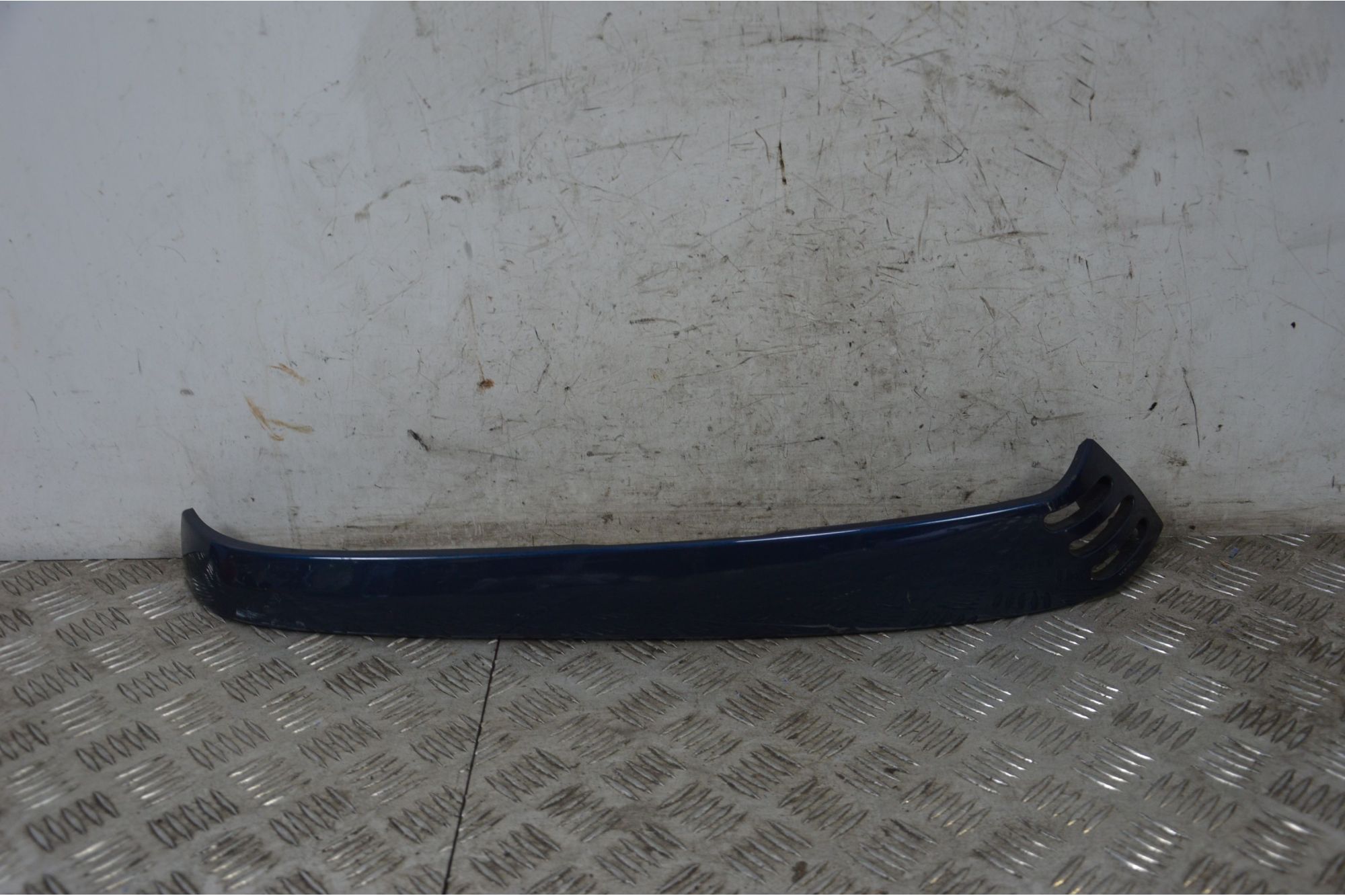 Carena Fianchetto Inferiore Sinistro Piaggio Vespa LX 125 / 150 Dal 2005 al 2011  1717498158036