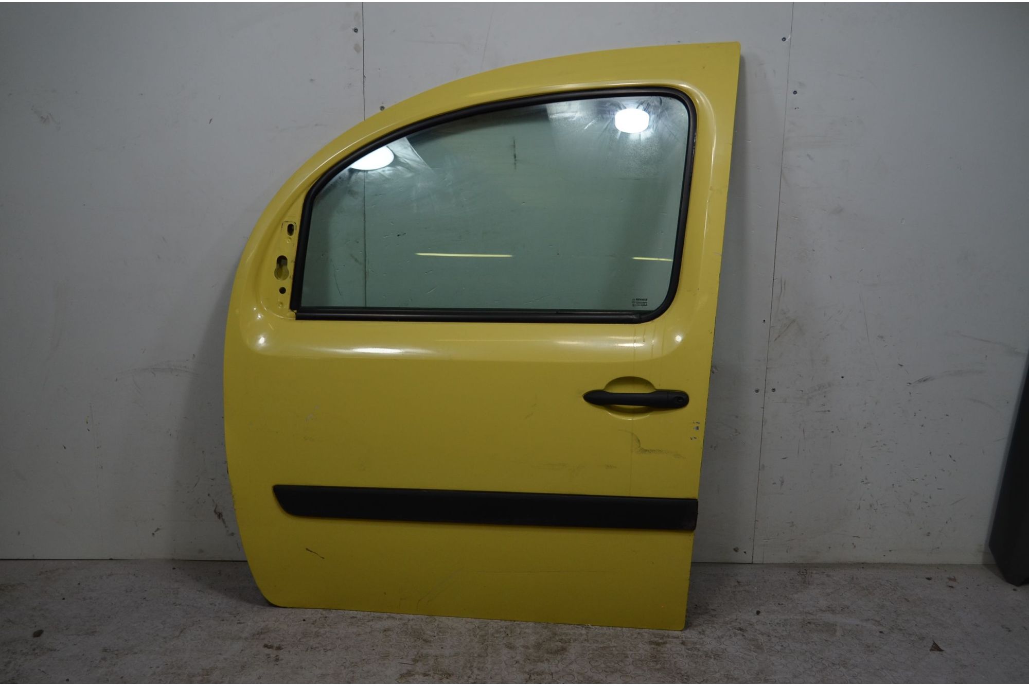 Portiera sportello anteriore SX Renault Kangoo Dal 2008 al 2013 Cod OE 7751478135  1717509756336