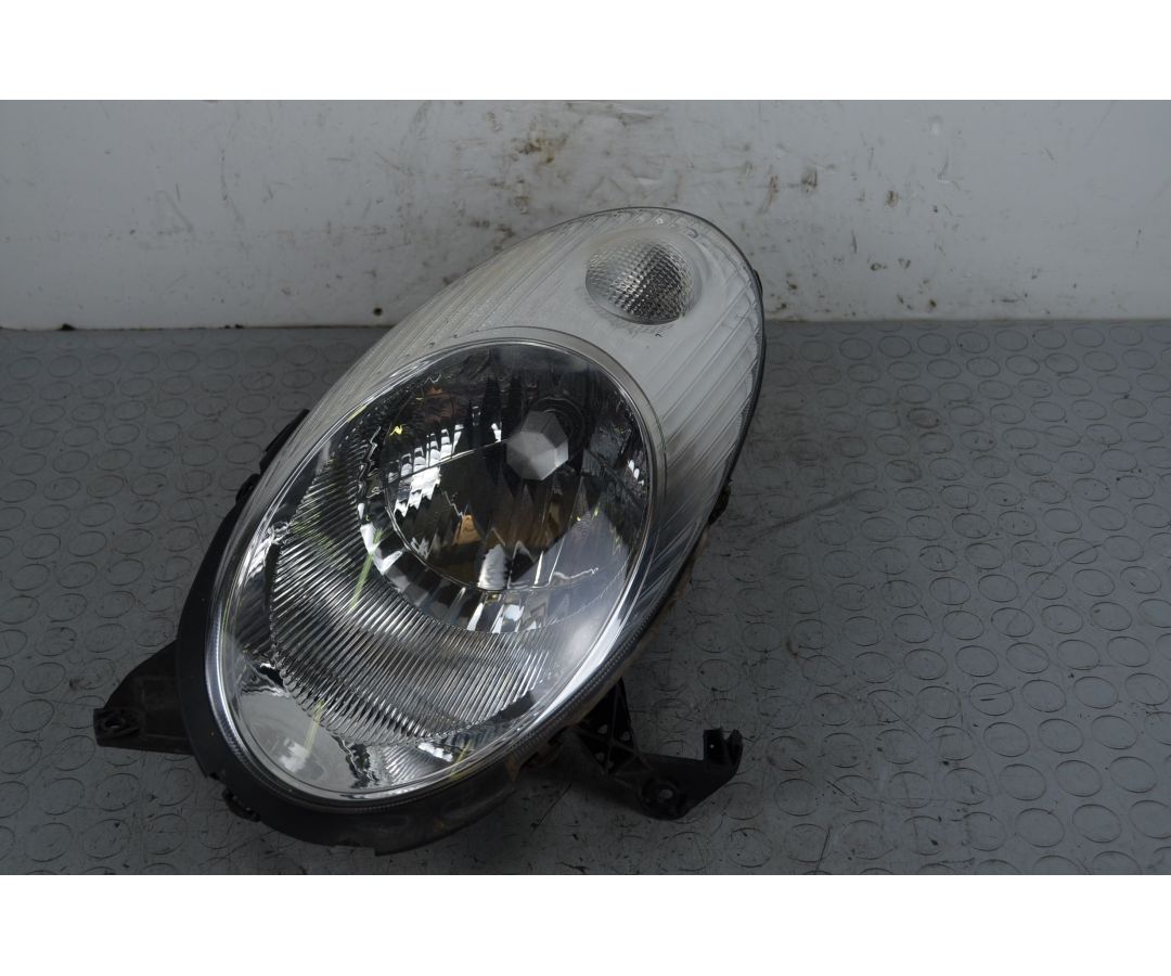 Faro anteriore SX Nissan Micra K12 dal 2002 al 2010 Cod 26060BC500  1717584182945