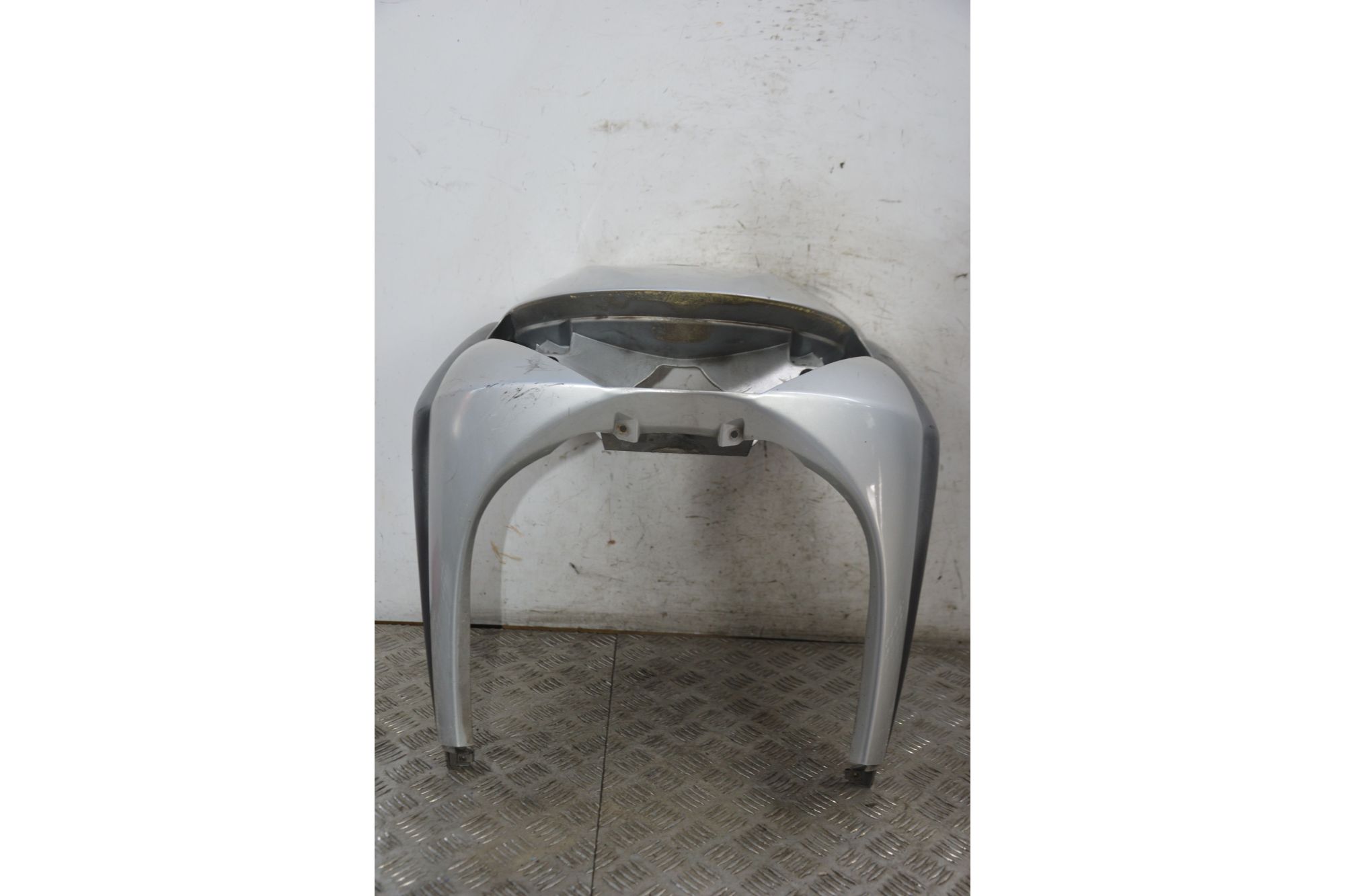 Carena Scudo Anteriore Piaggio Beverly 250 dal 2001 al 2010  1717667581672