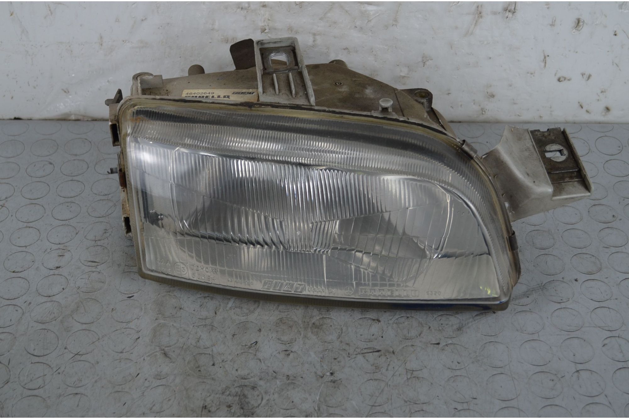 Faro Anteriore DX Fiat Punto dal 1993 al 1999 Cod 46402649  1718010775496